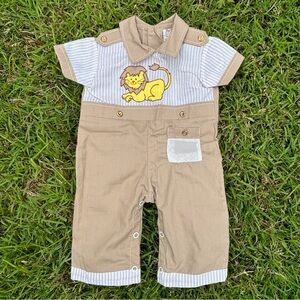 Vintage 70s Lion Embroidered Child’s Romper One Piece